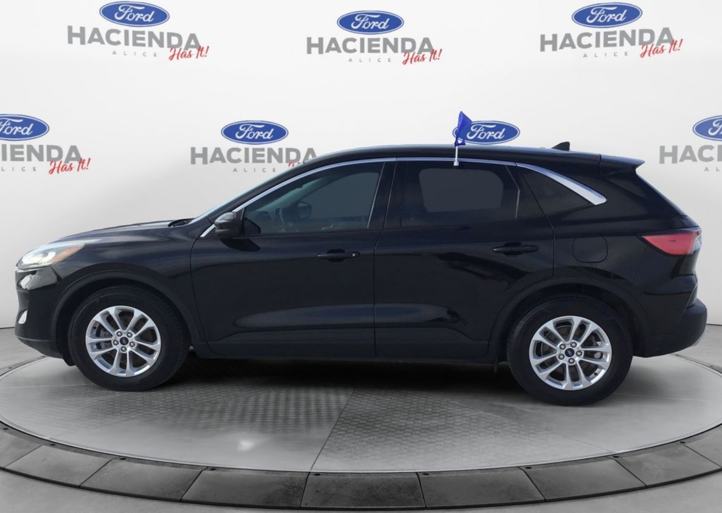 Certified 2021 Ford Escape SE with VIN 1FMCU0BZ2MUA00637 for sale in Alice, TX