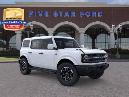 2026 Ford Bronco Outer Banks