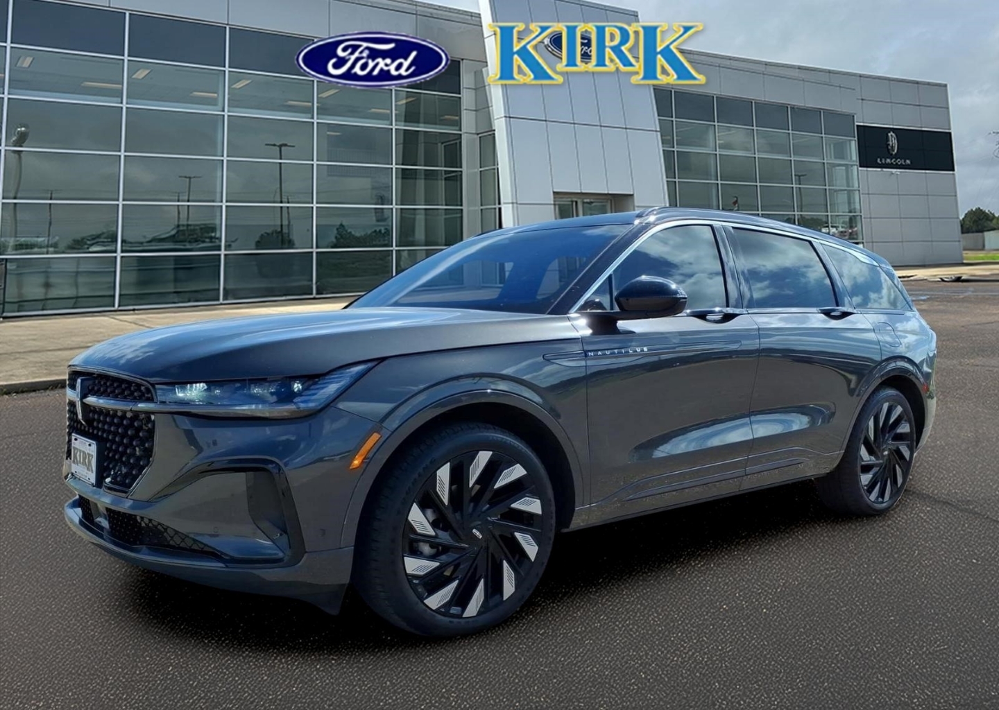 2024 Lincoln Nautilus Black Label AWD's photo