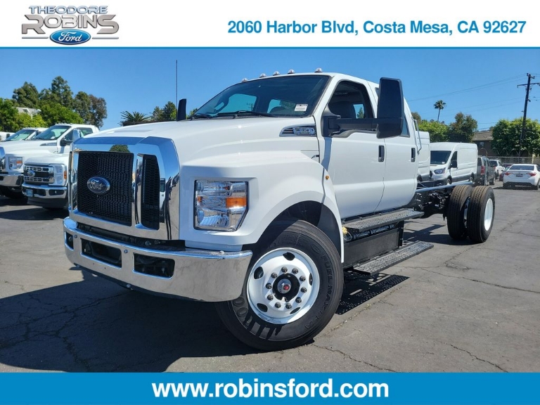 2027 Ford F-650SD Base