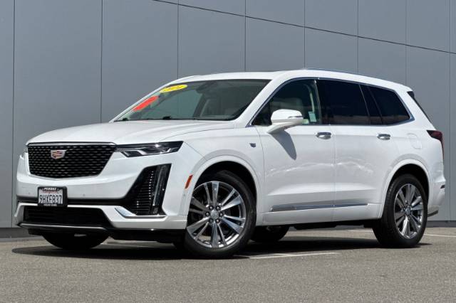 2024 Cadillac XT6 Premium Luxury