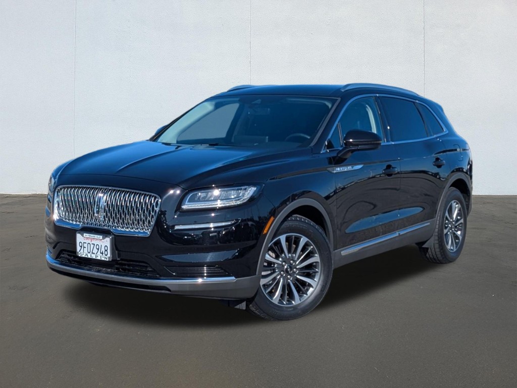 2023 Lincoln Nautilus Standard