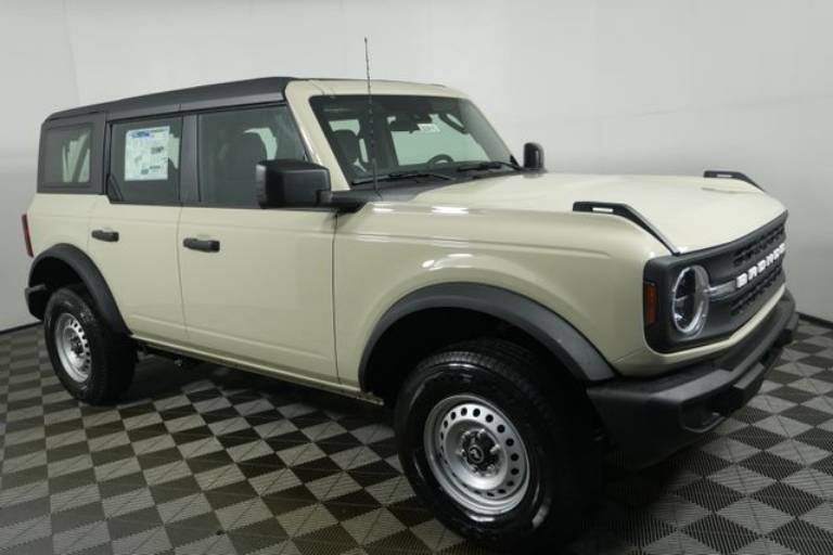 2026 Ford Bronco Base