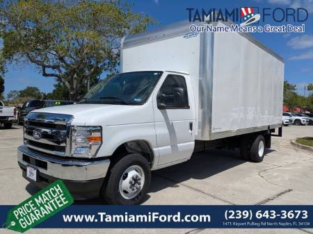 2026 Ford E-450SD Base