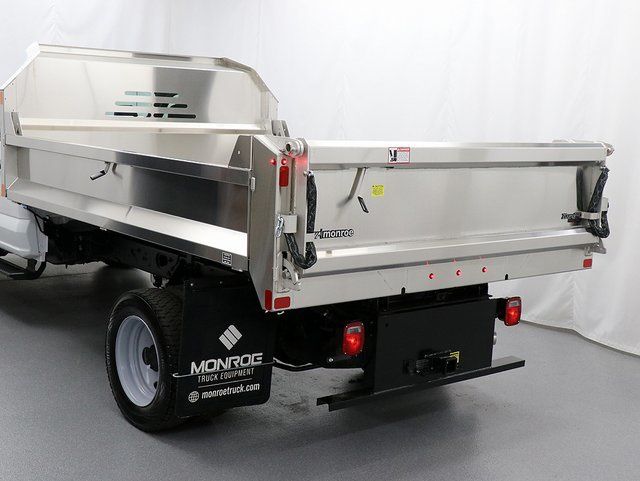 2025 Ford F-450 Super Duty Chassis Cab XL - Photo 7