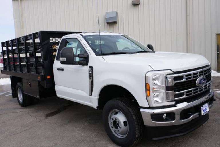 2026 Ford Super Duty F-350 DRW XL