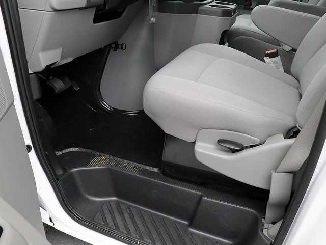 2025 Ford E-Series Cutaway Base - Photo 20