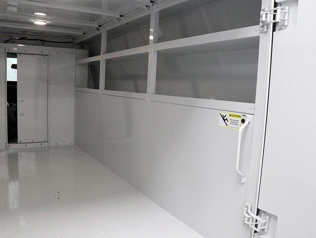 2025 Ford E-Series Cutaway Base - Photo 23