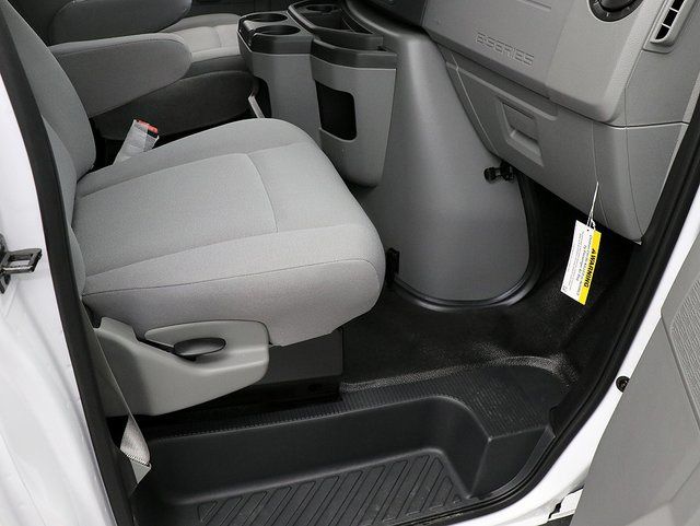 2025 Ford E-Series Cutaway Base - Photo 27