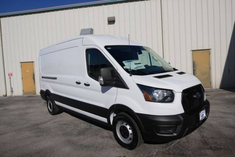 2025 Ford Transit Cargo Van Base