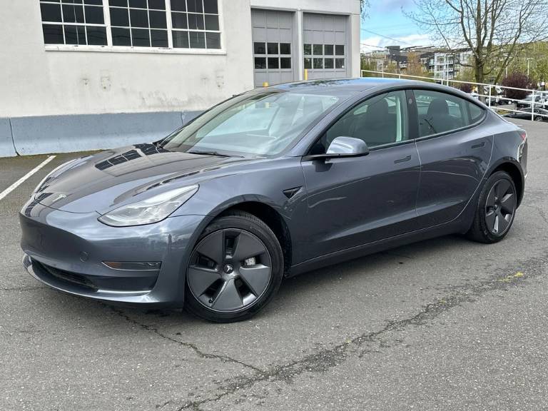 2023 Tesla Model 3 Base