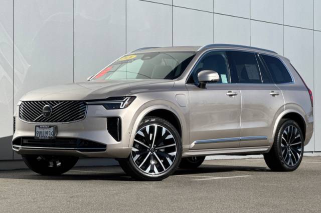 2026 Volvo XC90 Plug-In Hybrid T8 Plus