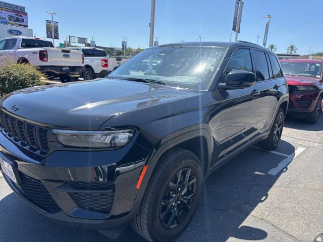 2025 Jeep Grand Cherokee Altitude