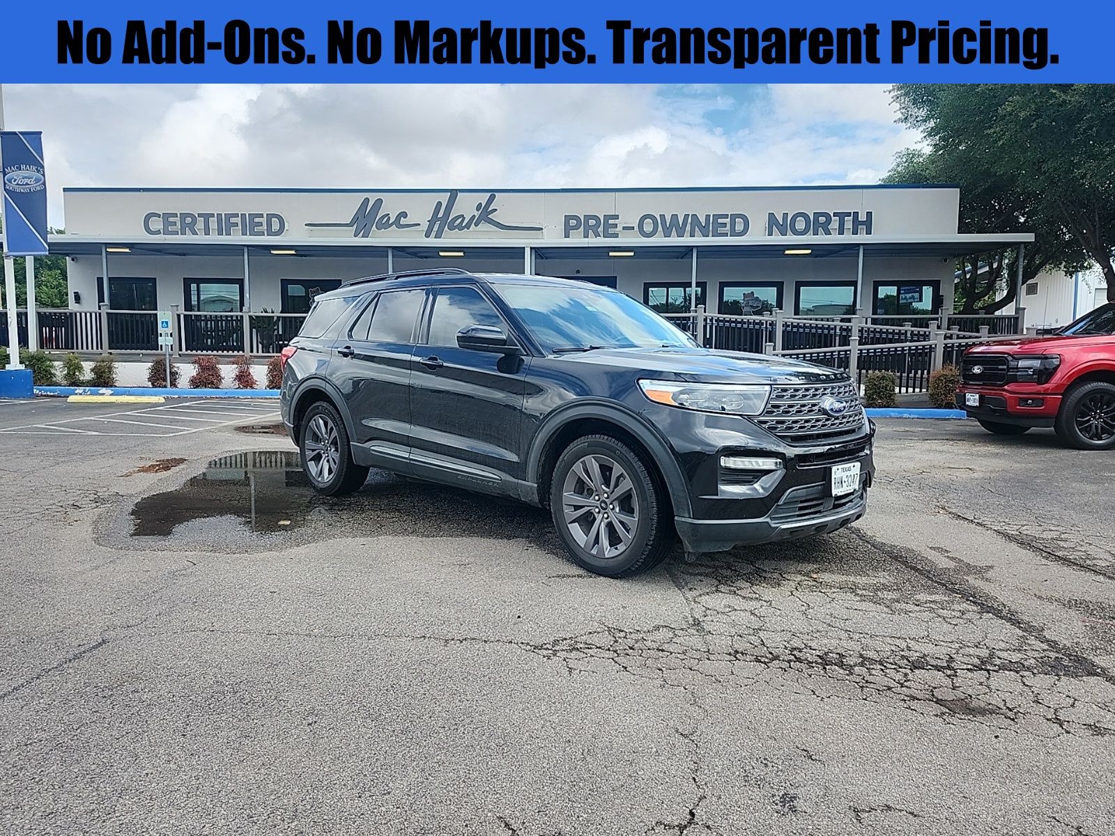 2022 Ford Explorer XLT RWD's photo