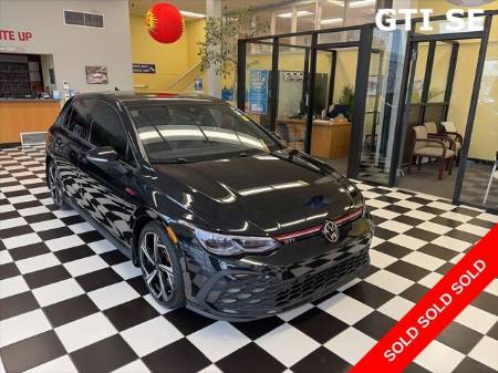 2024 Volkswagen Golf GTI SE