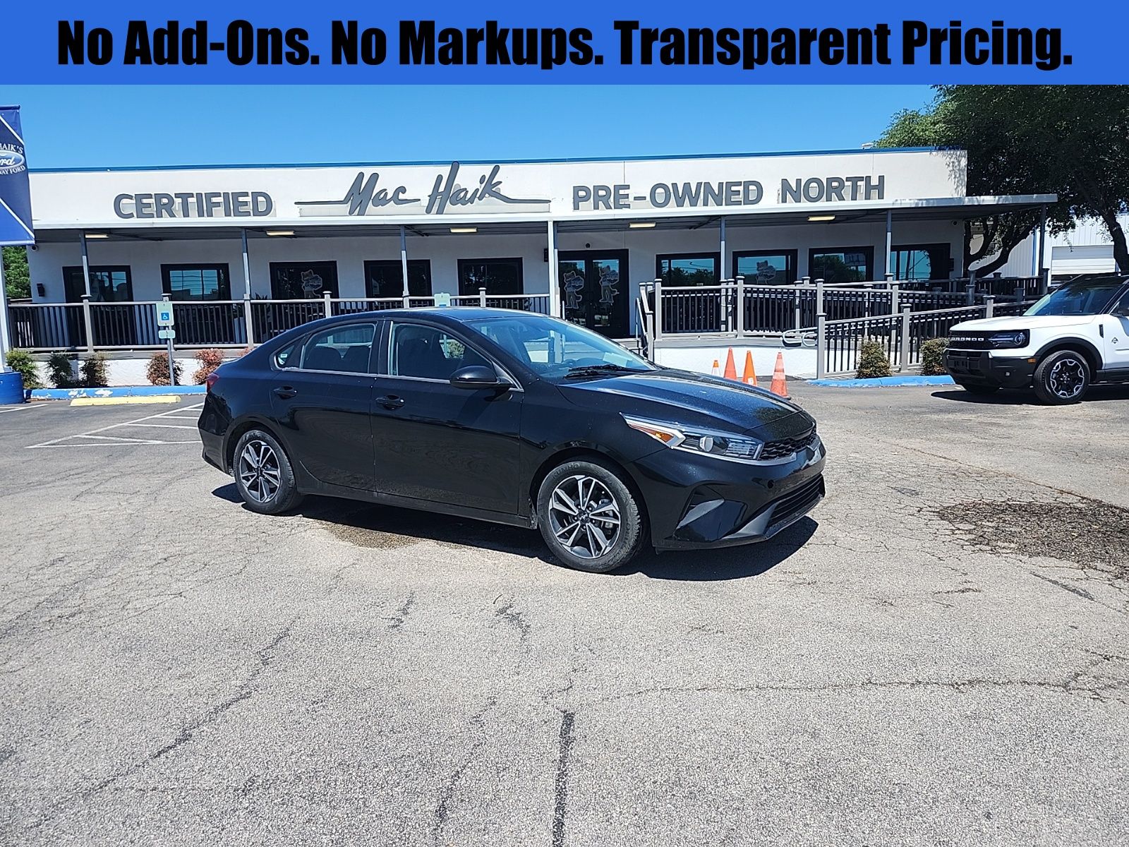 2024 Kia Forte LXS AT's photo