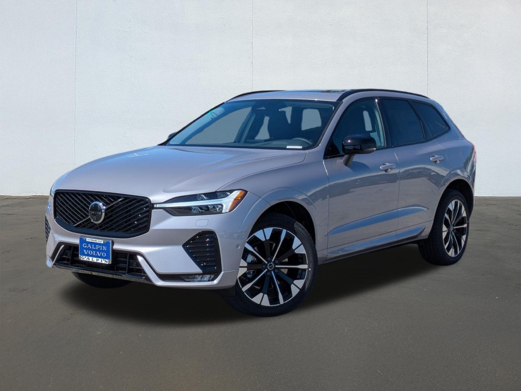 2026 Volvo XC60 B5 Plus Dark
