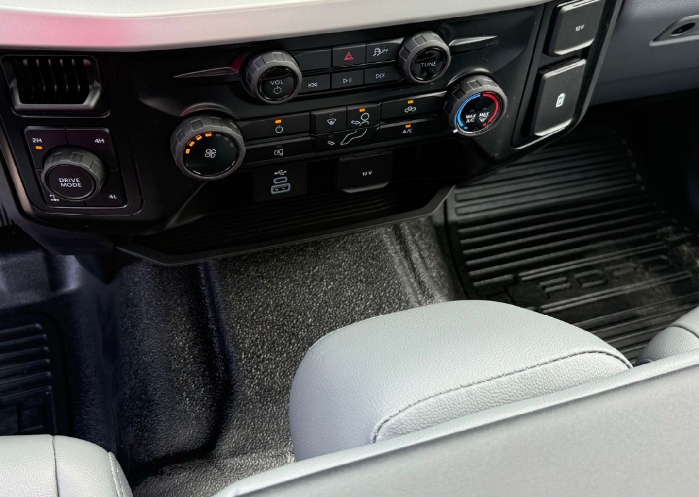 2026 Ford F-250 Super Duty XL - Photo 19