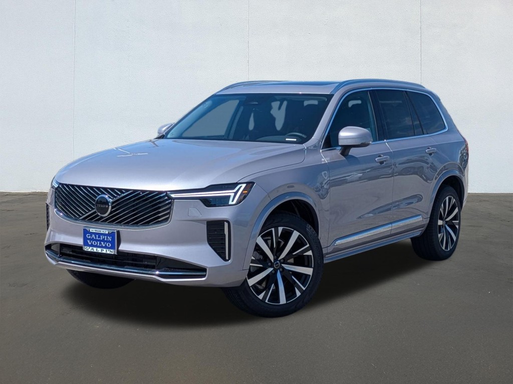 2026 Volvo XC90 B5 Core Bright