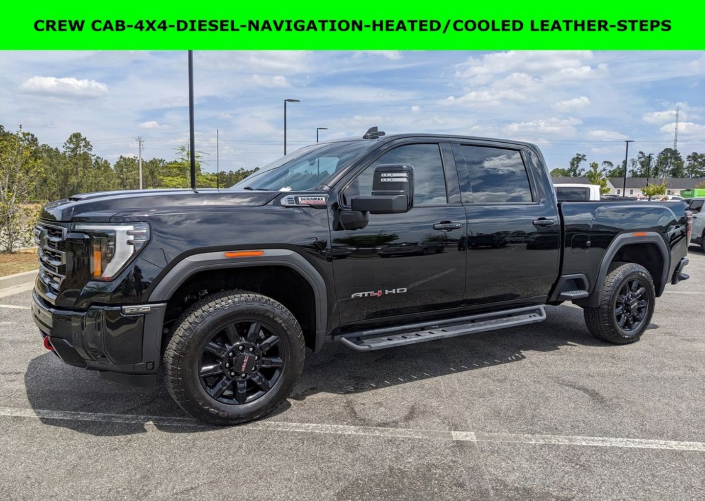 2025 GMC Sierra 4WD Crew Cab Standard Box AT4's photo