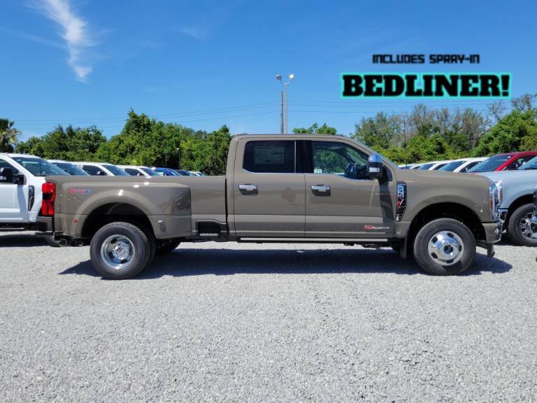 2026 Ford Super Duty F-350 DRW Platinum