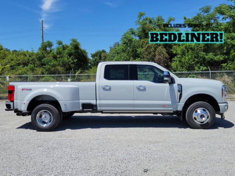 2026 Ford Super Duty F-350 DRW Platinum