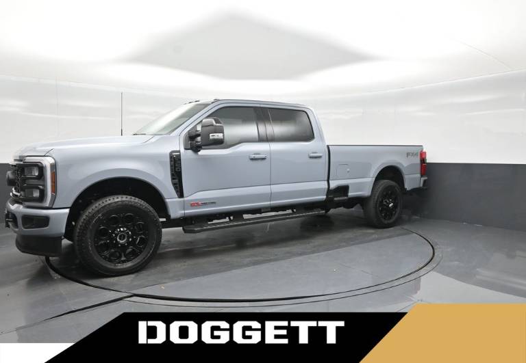 2026 Ford Super Duty F-350 SRW LARIAT