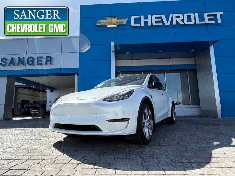 2023 Tesla Model Y Long Range