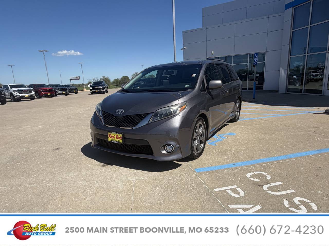 Used 2017 Toyota Sienna SE Premium with VIN 5TDXZ3DC8HS854270 for sale in Kansas City