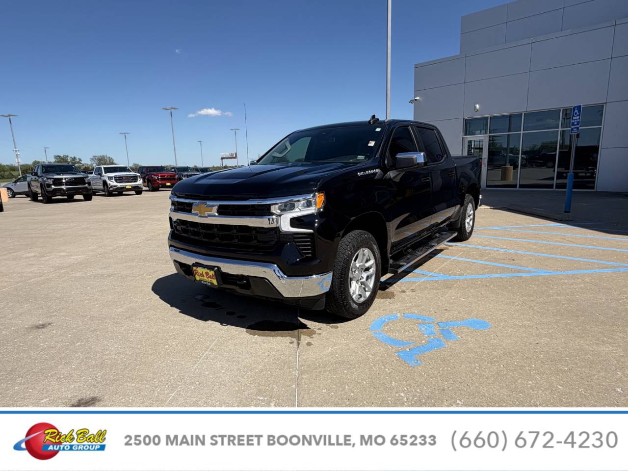 Used 2023 Chevrolet Silverado 1500 LT with VIN 2GCUDDEDXP1145229 for sale in Kansas City