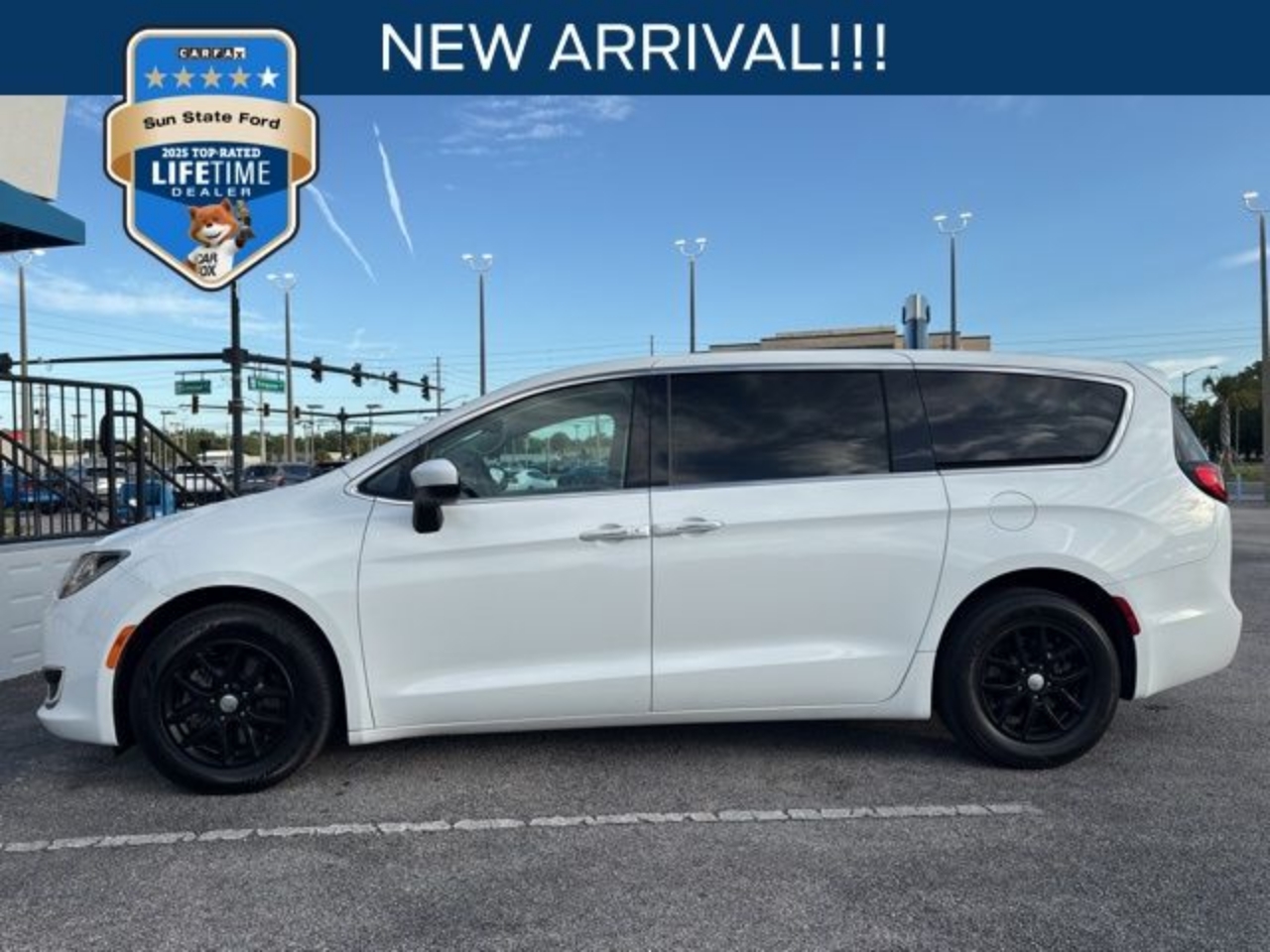 2017 Chrysler Pacifica Touring Plus