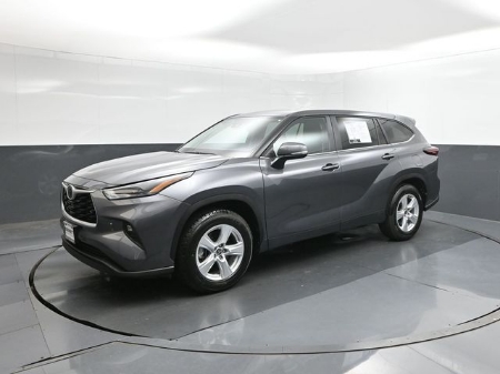 2025 Toyota Highlander LE