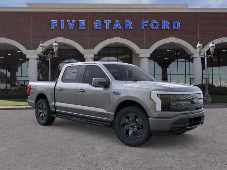 2025 Ford F-150 Lightning LARIAT