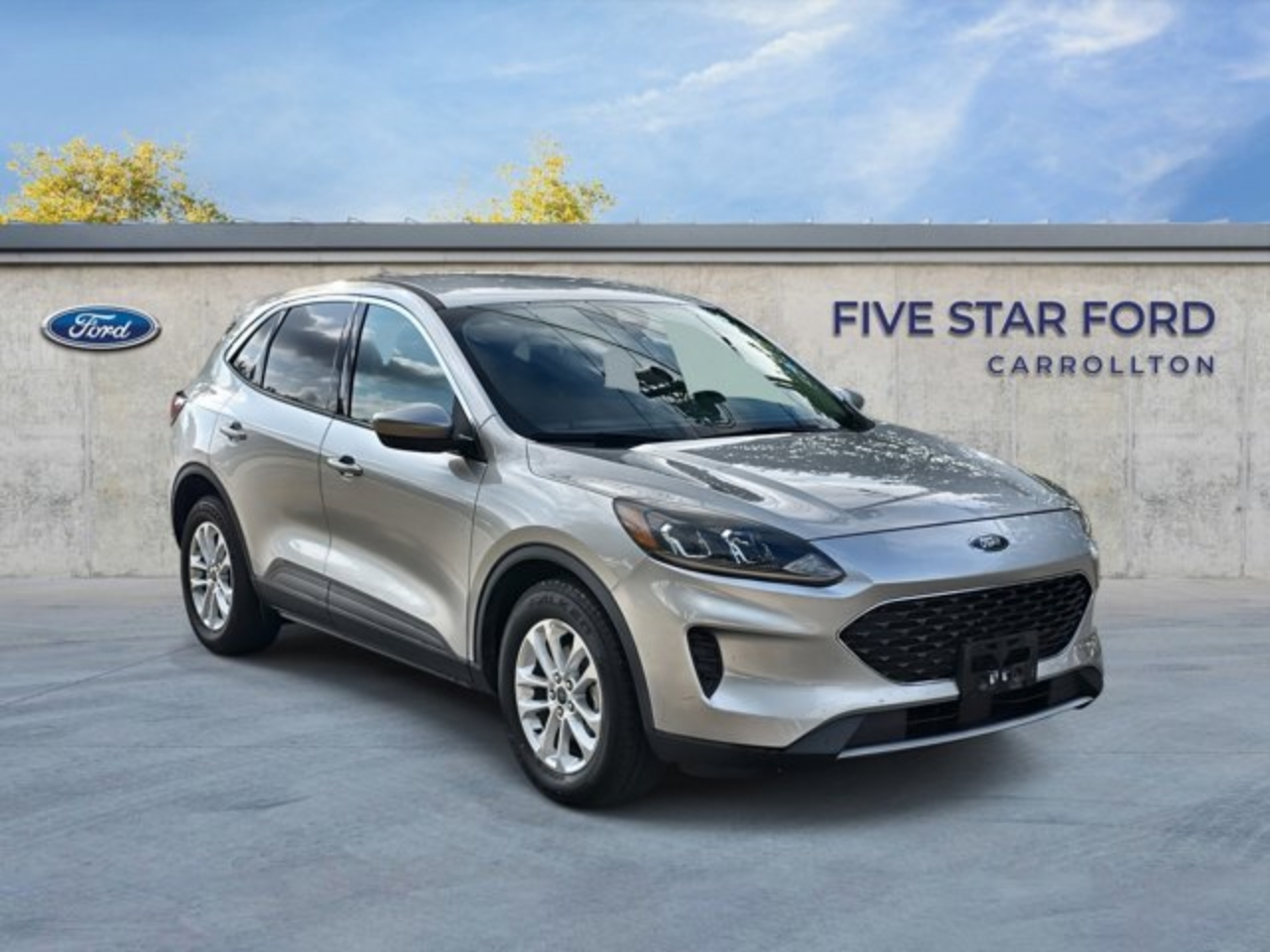 2020 Ford Escape SE