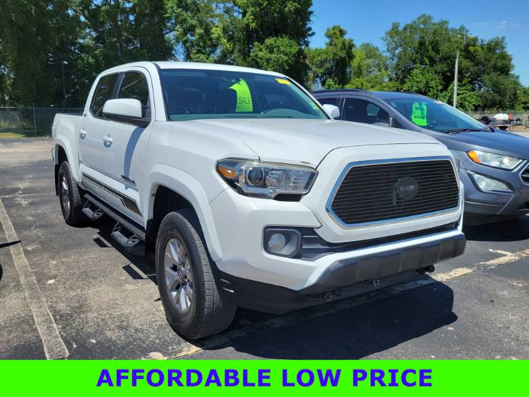 2017 Toyota Tacoma SR5