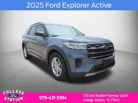 2025 Ford Explorer Active