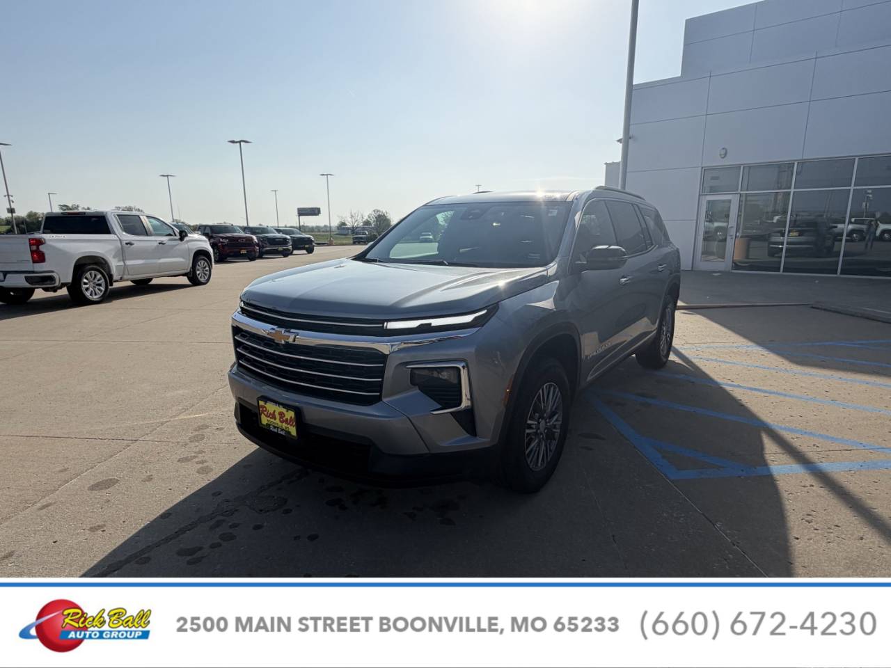 Used 2025 Chevrolet Traverse LT with VIN 1GNERGRS3SJ156949 for sale in Kansas City