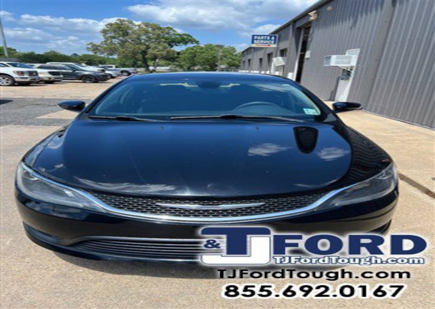 Used 2015 Chrysler 200 LX with VIN 1C3CCCFB3FN736011 for sale in Ville Platte, LA