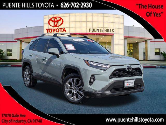 2022 Toyota RAV4 XLE Premium