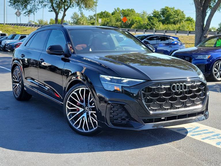 2024 Audi SQ8 Premium Plus