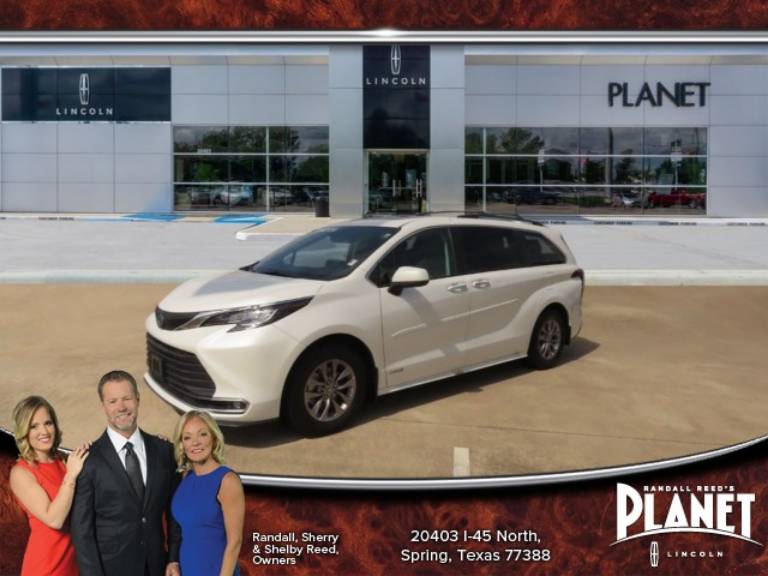 2021 Toyota Sienna XLE FWD