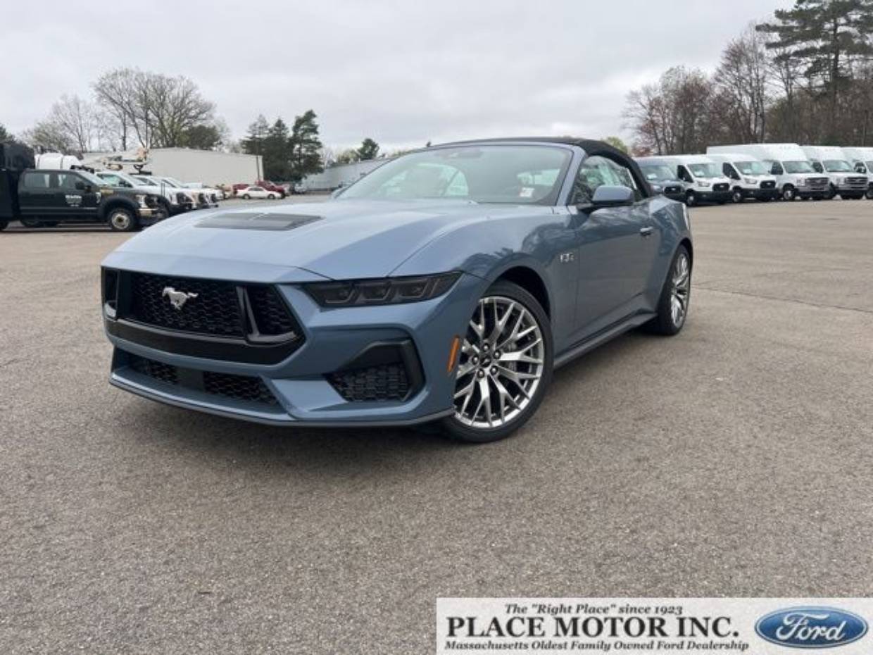2026 Ford Mustang GT Premium Convertible's photo