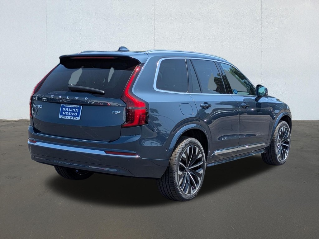 2026 Volvo XC90 Recharge Plug-In Hybrid T8 Ultra Bright