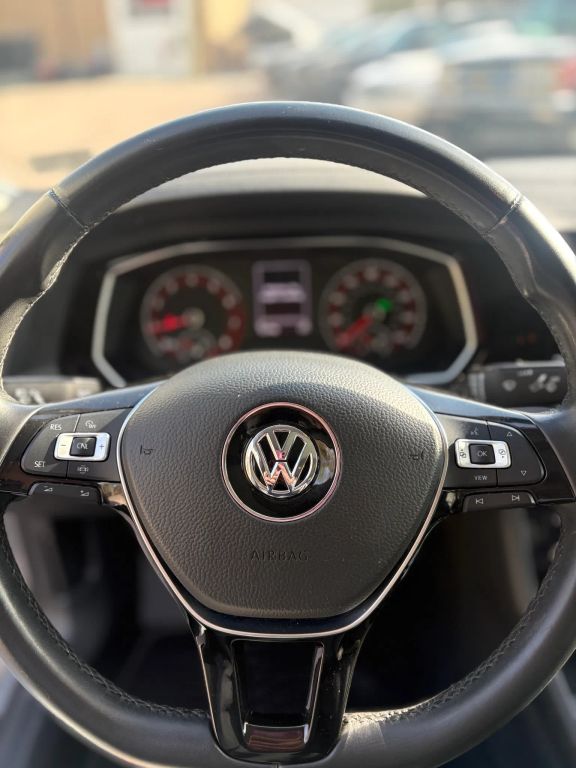 2019 Volkswagen Jetta SE - Photo 9