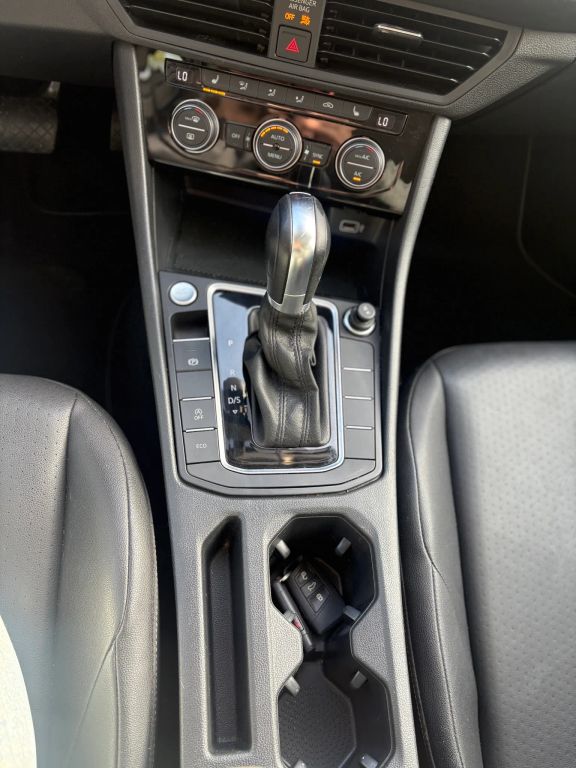 2019 Volkswagen Jetta SE - Photo 11