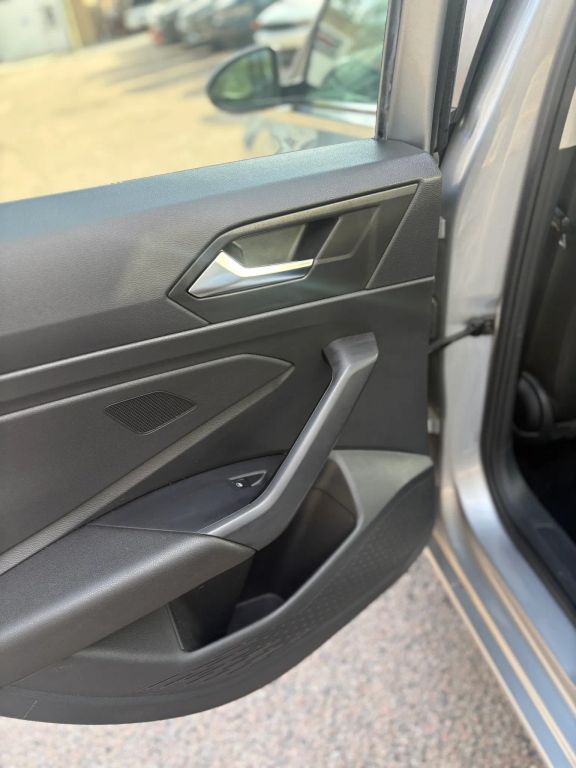 2019 Volkswagen Jetta SE - Photo 36