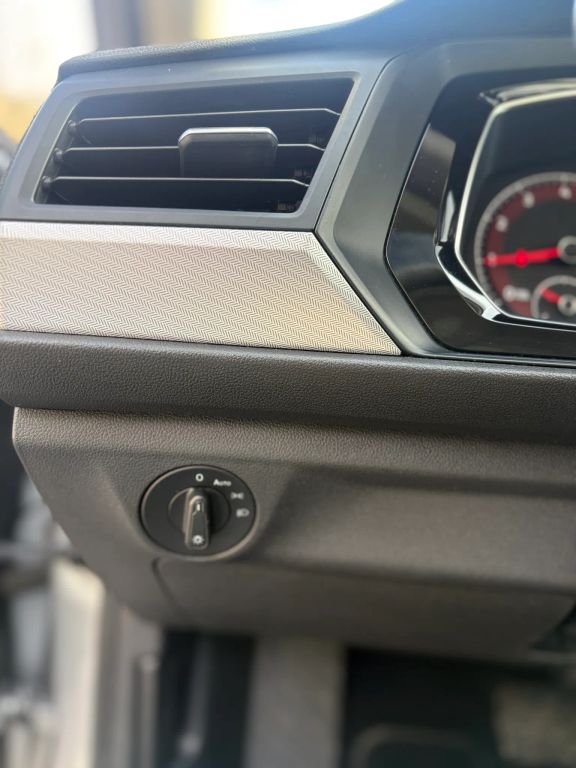 2019 Volkswagen Jetta SE - Photo 46