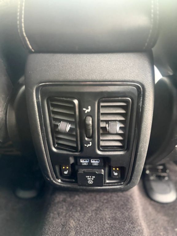 2015 Jeep Grand Cherokee Limited - Photo 23