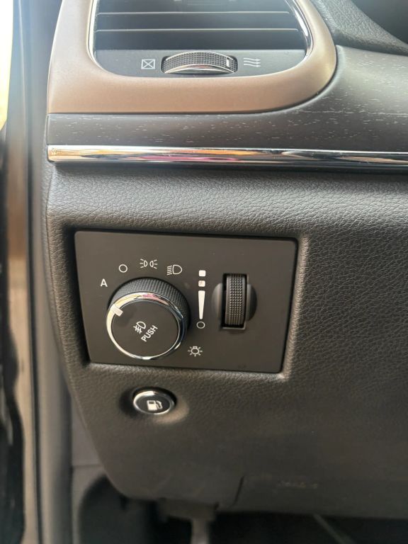 2015 Jeep Grand Cherokee Limited - Photo 43