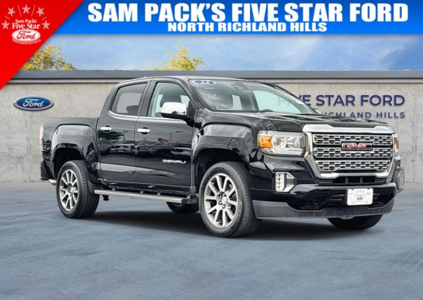 2022 GMC Canyon 4WD Denali Crew Cab Short Box's photo
